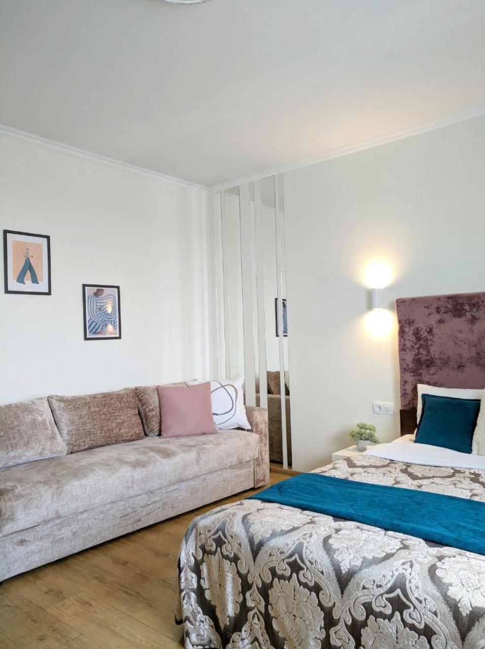 Best One Room Apartments Munkács Kültér fotó